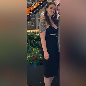 Lulus cut out midi black dress